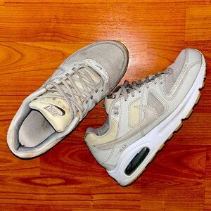 NIKE AIR MAX SIZE 8W